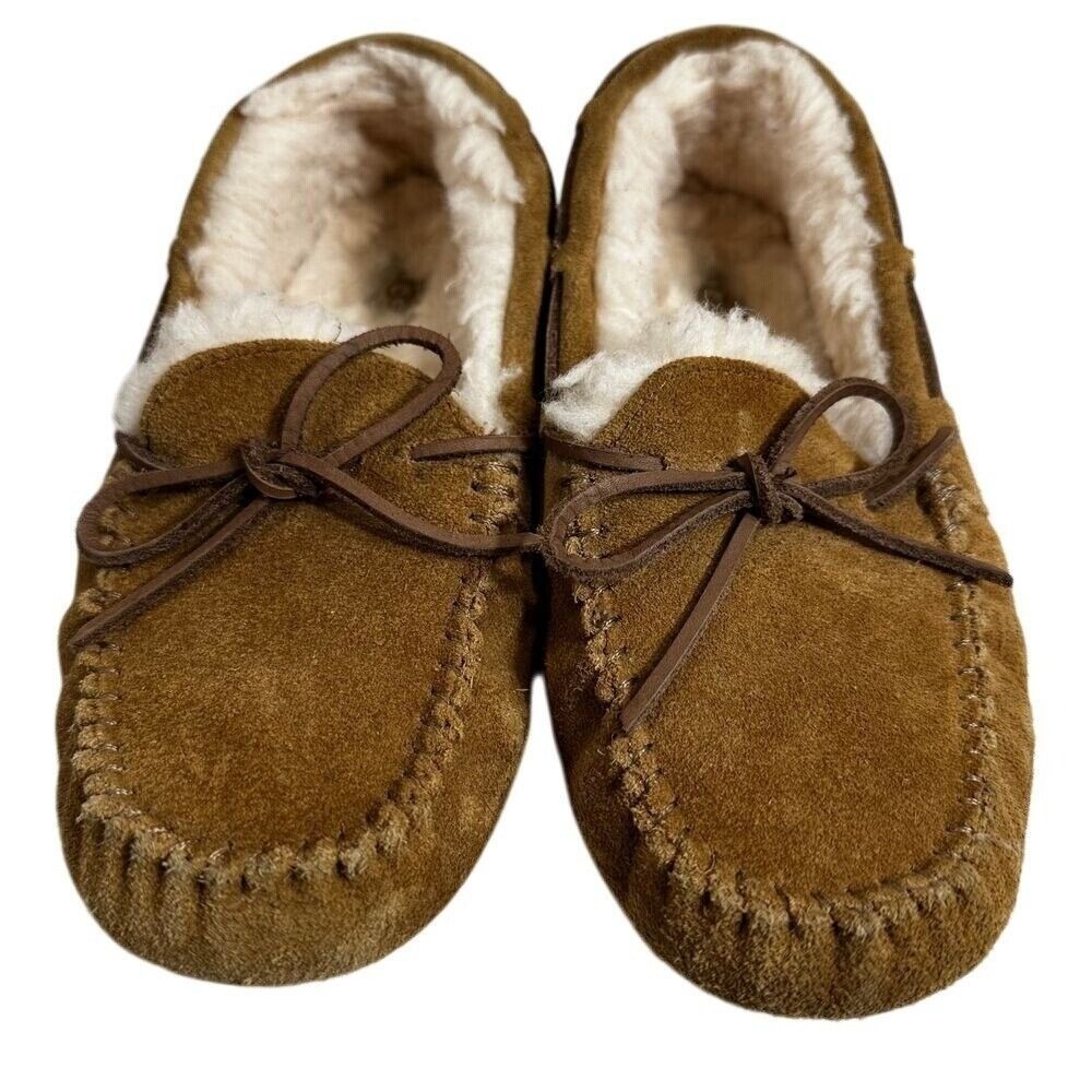 UGG Dakota Chestnut Suede Moccasin Slippers 5612 Brown Wool Lined Mens 5 Women 7